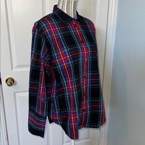 🛑 1 hour sale. NWT. J. Crew, small, Red and Blue Plaid Button Down Shirt